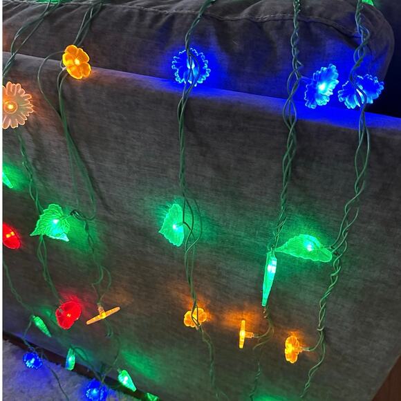 IKEA SKINA Design Ola Wihiborg Lights flowers leaves blue red green jungle 2006 - Picture 1 of 16